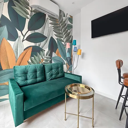 104 Lumineux Avec Terrasse A Διαμέρισμα *